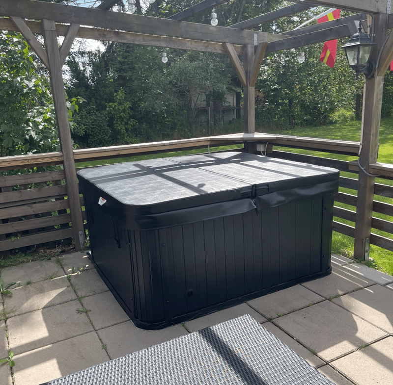 Spabad Yoruba |  4-personer |  Lyfco - Trädgård & spabad - Utomhusbad - Spabad - Utespa