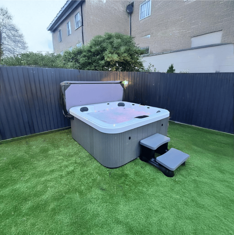 Spabad Zeus – Utespa för 6 personer | Balboa® & Lucite® | Lyfco - Trädgård & spabad - Utomhusbad - Spabad - Utespa