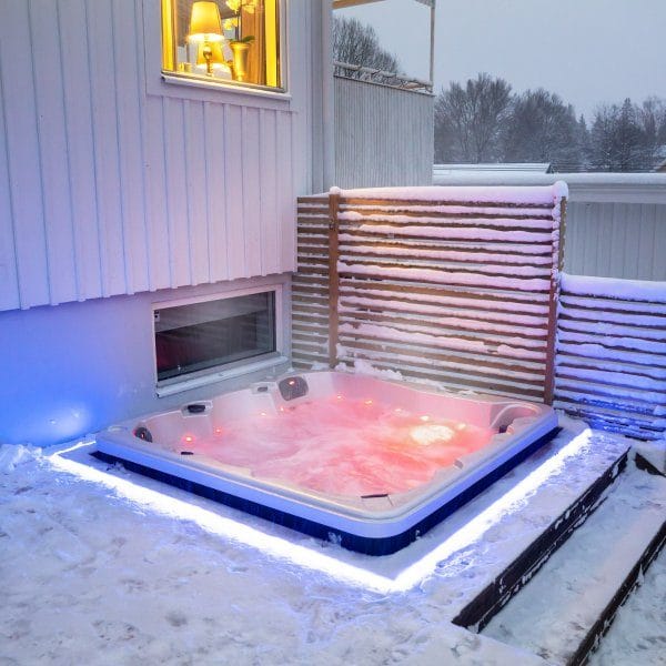 Spabad Poseidon– 5–6 personer | Lucite® akryl & Gecko® cirkulationspump | 2026 - Trädgård & spabad - Utomhusbad - Spabad - Utespa