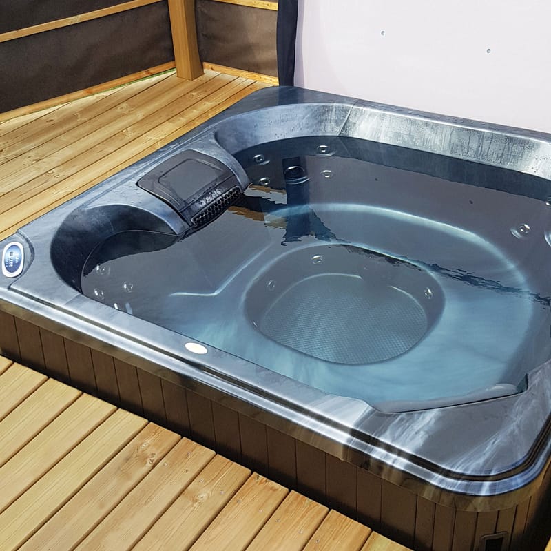 Spabad Foibe Blackline - 4 personer | Balboa VL260 | Lyfco - Trädgård & spabad - Utomhusbad - Spabad - Utespa