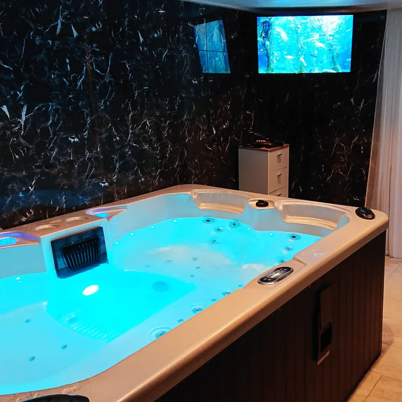 Spabad Relaxio - 4 personer | Lyfco - Trädgård & spabad - Utomhusbad - Spabad - Utespa