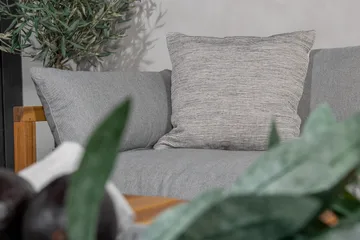 Marion Utesoffa - Natur - Utemöbler - Balkong - Balkongmöbler - Soffa balkong