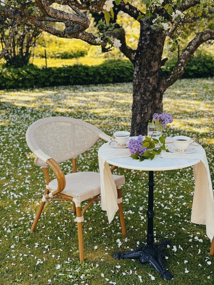 Bord Hillerstorp Glimminge Ø60 cm - Svart - Utemöbler - Balkong - Balkongmöbler - Balkongbord