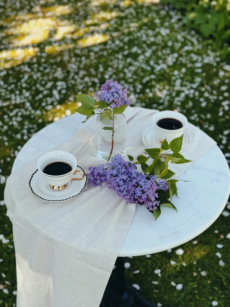 Bord Hillerstorp Glimminge Ø60 cm - Svart - Utemöbler - Balkong - Balkongmöbler - Balkongbord