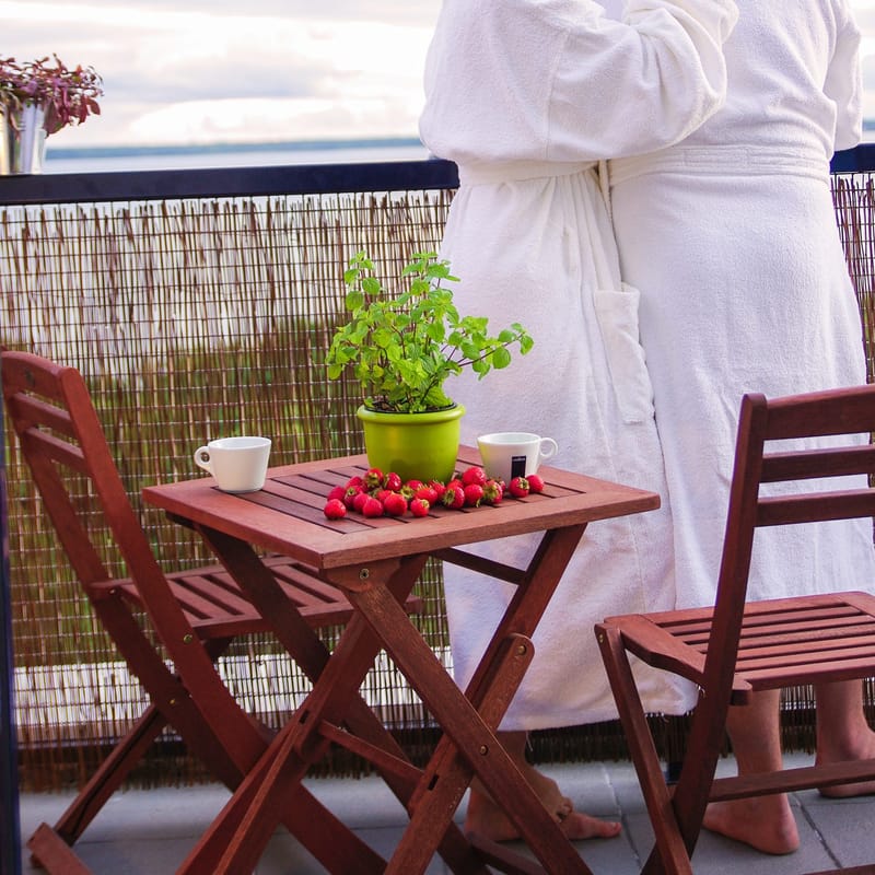 Bord Rouen 50x50x68 cm meranti - brun - Utemöbler - Balkong - Balkongmöbler - Balkongbord