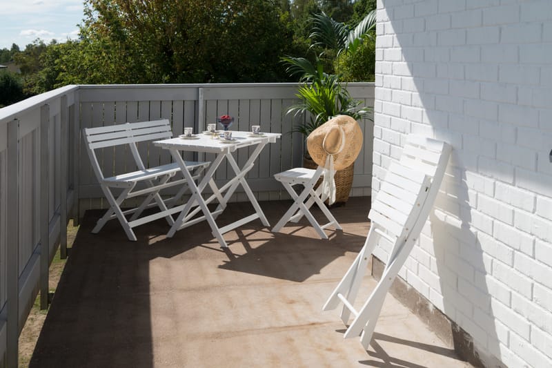 Cafébord Hillerstorp Åre Vit 95 x 72 cm - Vit - Utemöbler - Balkong - Balkongmöbler - Balkongbord