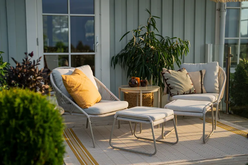 Hillerstorp Holmsund Loungegrupp - Beige - Utemöbler - Balkong - Balkongmöbler - Balkonggrupp & balkongset