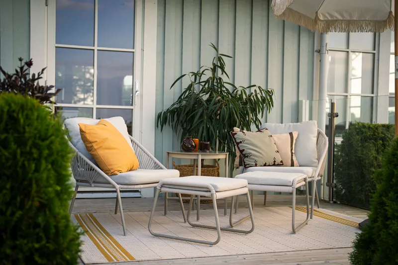 Hillerstorp Holmsund Loungegrupp - Beige - Utemöbler - Balkong - Balkongmöbler - Balkonggrupp & balkongset