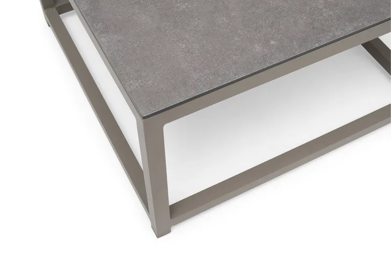 Soffbord Utomhus Hillerstorp Jet Set 70 x 70 cm Beige - Beige - Utemöbler - Balkong - Balkongmöbler - Balkongbord