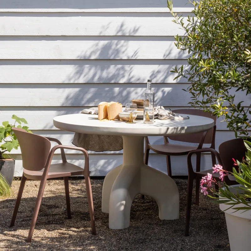 Matstol Bent Utomhus - Laxrosa - Utemöbler - Balkong - Balkongmöbler - Balkongstol