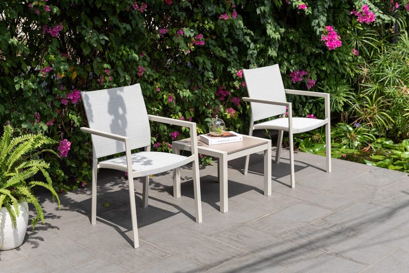 Sidobord för utomhusbruk Urbanite 50*50 cm - Ljusgrå - Utemöbler - Balkong - Balkongmöbler - Balkongbord