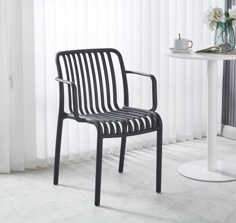 Stol svart plast stapelbar - Svart - Utemöbler - Balkong - Balkongmöbler - Balkongstol