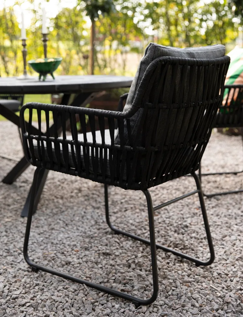 Utestol med rep och grå dynor - Antracit - Utemöbler - Balkong - Balkongmöbler - Balkongstol