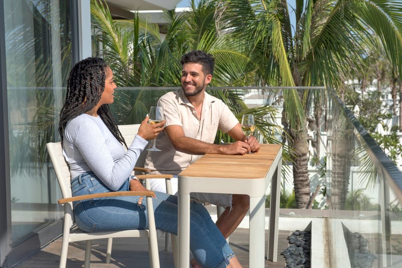 Utomhus balkongset Portals balkongbord + 2 carver carver-stolar - ljus ecru/korallsand - Utemöbler - Balkong - Balkongmöbler - Balkonggrupp & balkongset