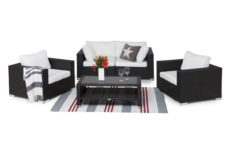 Bahamas Loungegrupp utomhus - Soffgrupp till trädgård 4-sits - Loungeset med två fåtöljer konstrotting utemöbler - Svart / Vita dynor - Trädgård & spabad - Utemiljö - Altan & terrass - Altanmöbler
