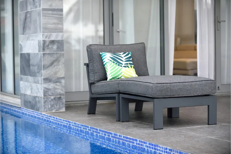 Palau Fåtölj med Fotpall - Grå - Utemöbler - Loungemöbler - Loungestol utomhus