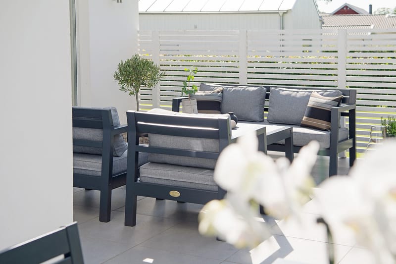 Hillerstorp Stoltö Lounge Utesoffa - Grå|Svart - Utemöbler - Loungemöbler - Loungesoffa