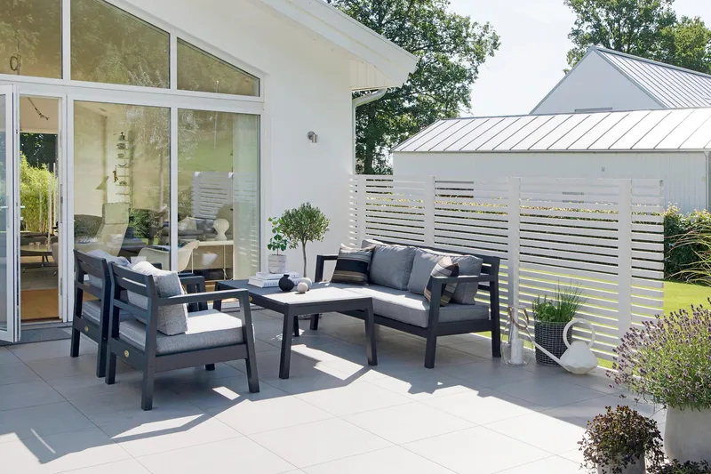 Hillerstorp Stoltö Lounge Utesoffa - Grå|Svart - Utemöbler - Loungemöbler - Loungesoffa