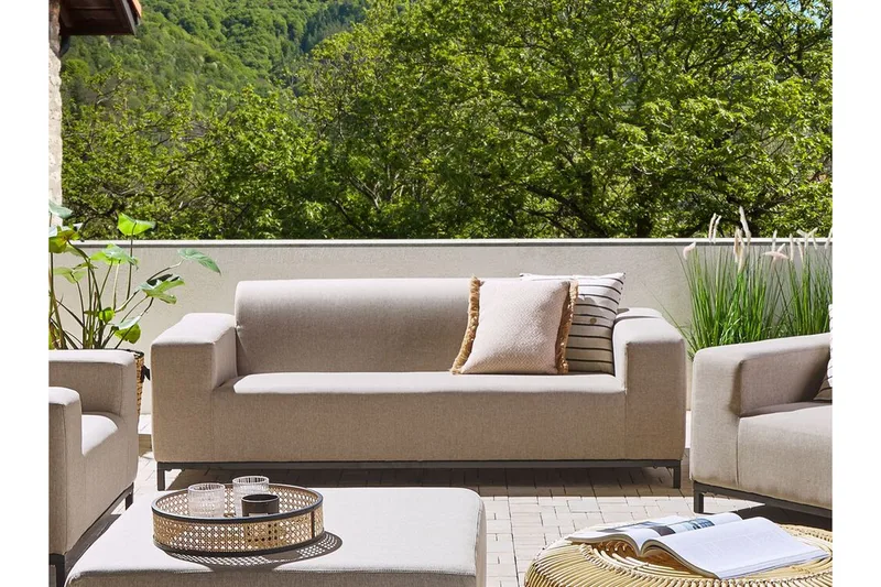 Hughen 3-sits Utesoffa - Beige/Svart - Utemöbler - Loungemöbler - Loungesoffa