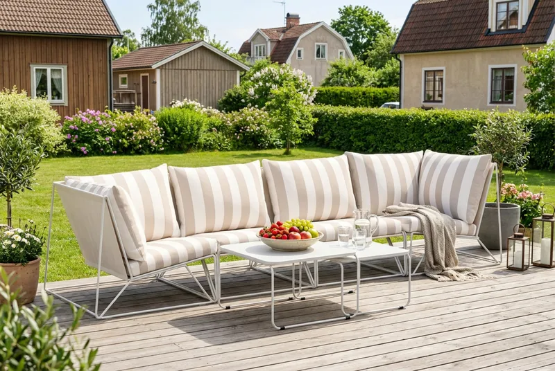Usteryd utomhus rak 4-sits soffa - Beige/Striped - Utemöbler - Loungemöbler - Loungesoffa