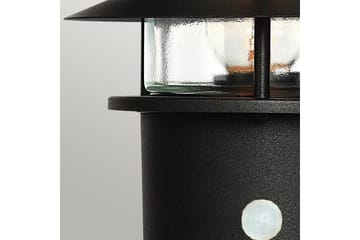 Sockellampa Elstead Lighting Helsingor - Belysning & el - Utomhusbelysning - Stolplykta
