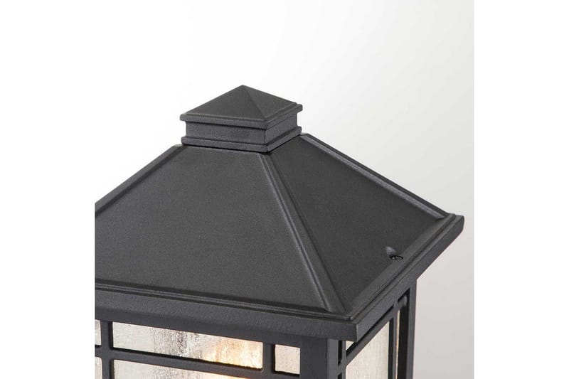 Sockellampa Quoizel Cedar Point - Belysning & el - Utomhusbelysning - Stolplykta