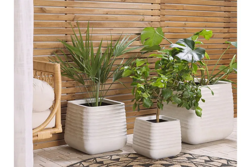 Kruka 50 x 50 x 49 cm vit PARIKIA - Vit - Utemöbler - Övrigt utemöbler - Tillbehör utomhus - Utomhuskrukor