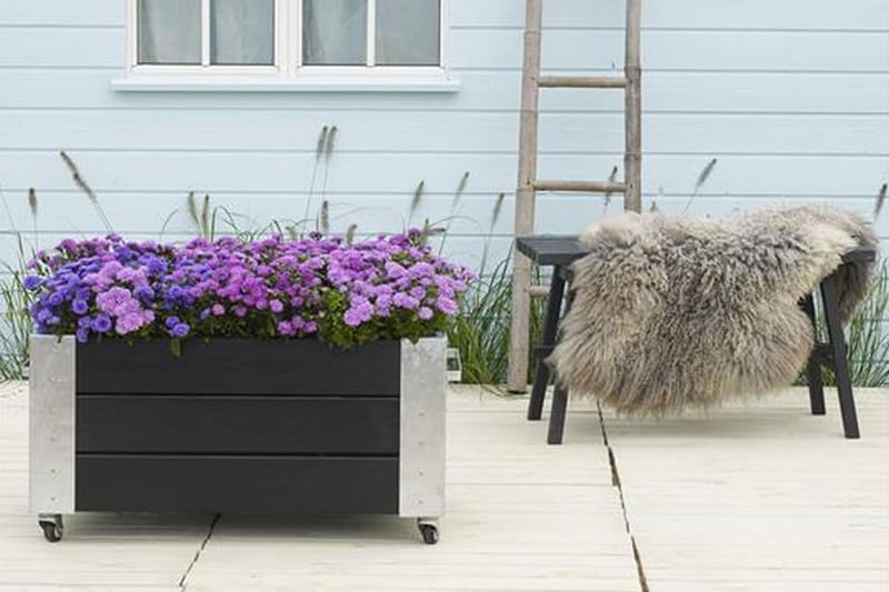 PLUS Cubic Blomlåda med Stålhörn och Hjul 87x50x45 cm - Svart - Blomlåda - Utomhuskrukor