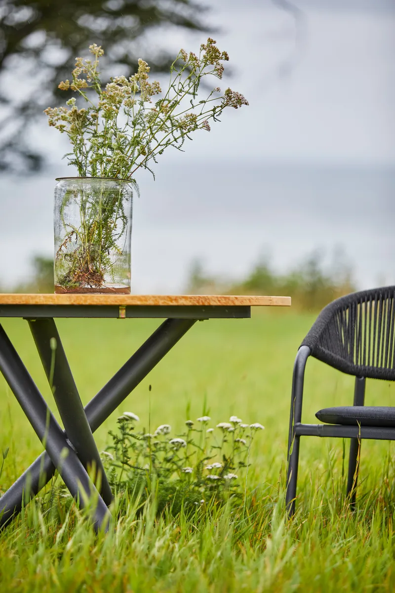 Hillerstorp Ekeryd Utebord Ø110 cm - Utemöbler - Utebord & trädgårdsbord - Matbord utomhus