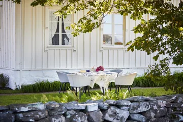 Hillerstorp Oxhult Utebord Ø145 cm Svart - Svart - Utemöbler - Utebord & trädgårdsbord - Matbord utomhus