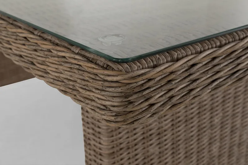 Marcus Stort Matbord Utomhus 200x100 cm – Utebord i konstrotting med glasskiva för Uteplats och Trädgård - Natur Trä - Utemöbler - Utebord & trädgårdsbord - Matbord utomhus