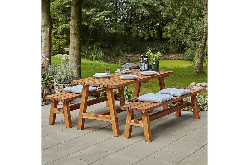 PLUS Country Plankset Bord och 2 Bänkar Grundmålad Teak 177 - Utemöbler - Utebord & trädgårdsbord - Picknickbord & bänkbord
