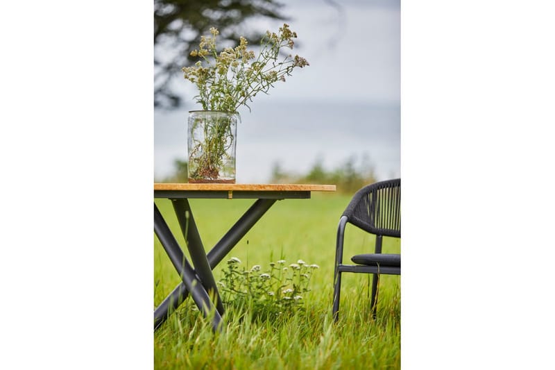 Utebord Hillerstorp Ekeryd Ø110 cm - Utemöbler - Utebord & trädgårdsbord - Matbord utomhus