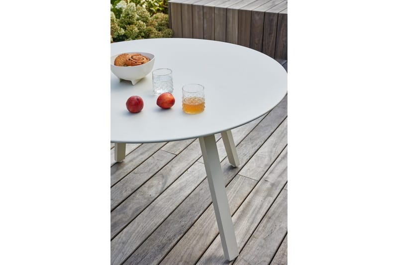 Utomhusbord Auke - Utemöbler - Utebord & trädgårdsbord - Matbord utomhus