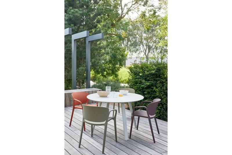 Utomhusbord Auke - Utemöbler - Utebord & trädgårdsbord - Matbord utomhus