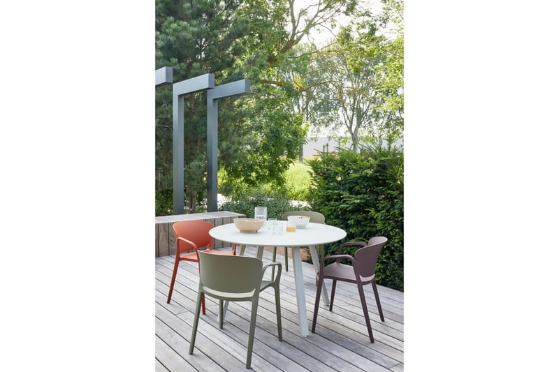 Utomhusbord Auke - Utemöbler - Utebord & trädgårdsbord - Matbord utomhus