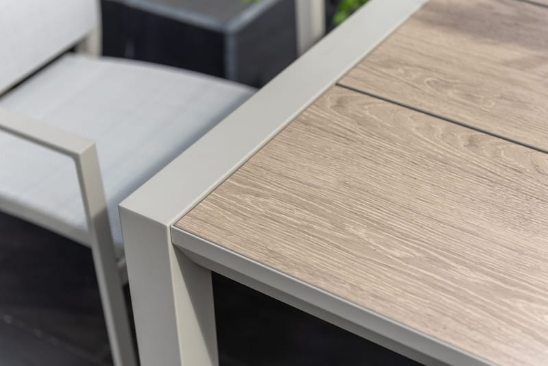 Utomhusbord Urbanite 160 cm - grå - Utemöbler - Utebord & trädgårdsbord - Matbord utomhus