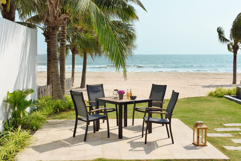 Utomhusbord Panama 90 cm - trä/svart - Utemöbler - Utebord & trädgårdsbord - Matbord utomhus