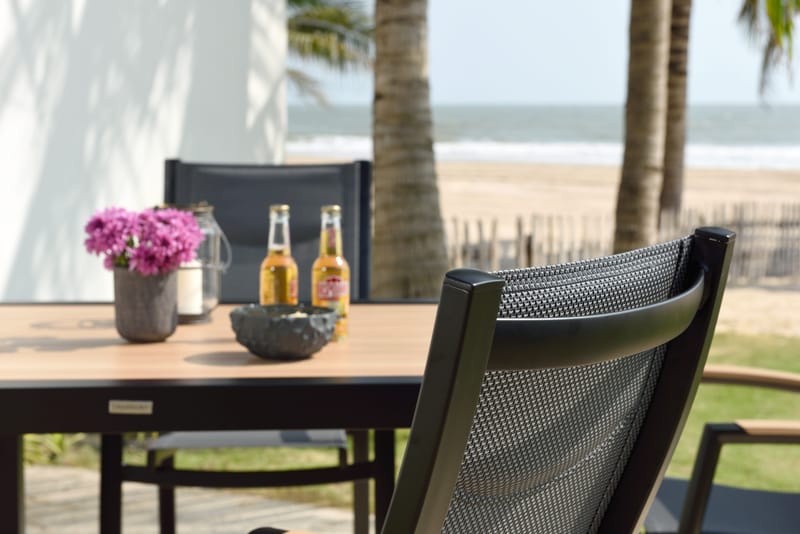 Utomhusbord Panama 90 cm - trä/svart - Utemöbler - Utebord & trädgårdsbord - Matbord utomhus