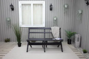Larios Utebänk 130 cm - Svart - Utemöbler - Utesoffa - Trädgårdsbänk & utebänk