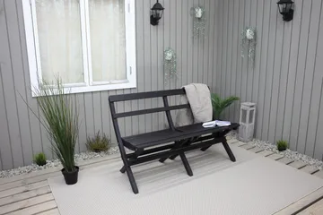 Larios Utebänk 130 cm - Svart - Utemöbler - Utesoffa - Trädgårdsbänk & utebänk