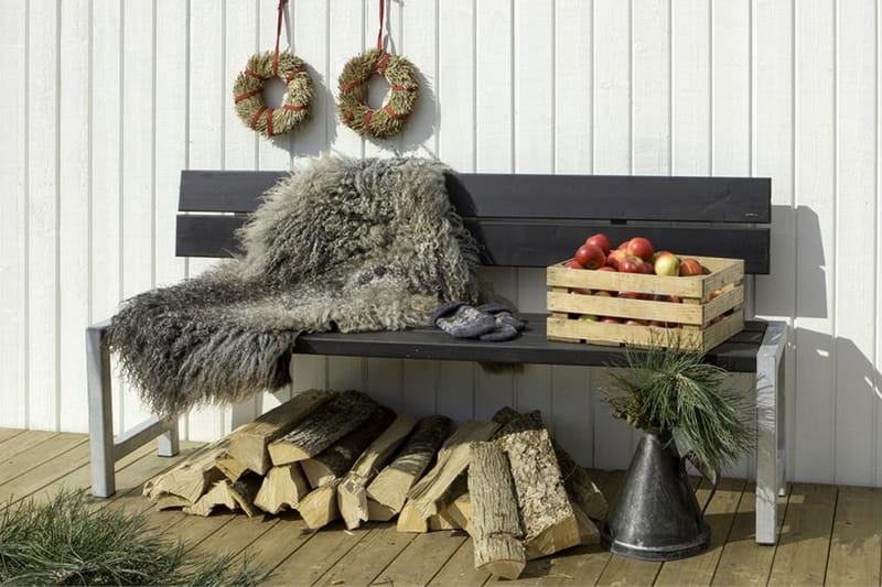 PLUS Melvin PlankBänk Utomhus med Ryggstöd 176 cm - Svart - Utemöbler - Utesoffa - Trädgårdsbänk & utebänk