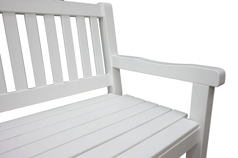 Rimforsa Trädgårdssoffa - Vitlaserad Furu - Utemöbler - Utesoffa - Trädgårdssoffa