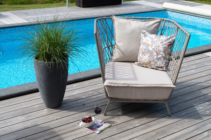 Hillerstorp Jet Set Fåtölj Lounge - Beige - Utemöbler - Utestol & trädgårdsstol - Utefåtölj & loungefåtölj