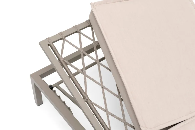 Hillerstorp Jet Set Solsäng - Beige - Utemöbler - Utestol & trädgårdsstol - Solsäng & Solvagnar