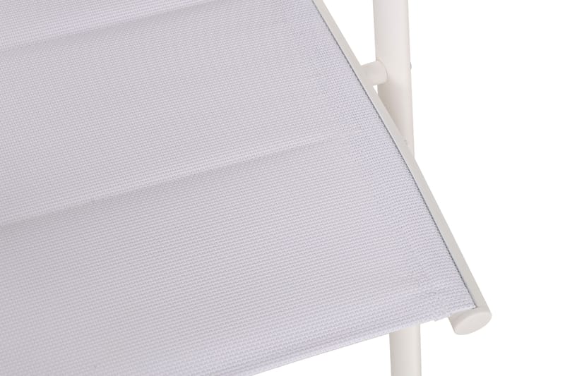 Maggie Vadderad Positionsstol utomhus - White - Utemöbler - Utestol & trädgårdsstol - Positionsstol