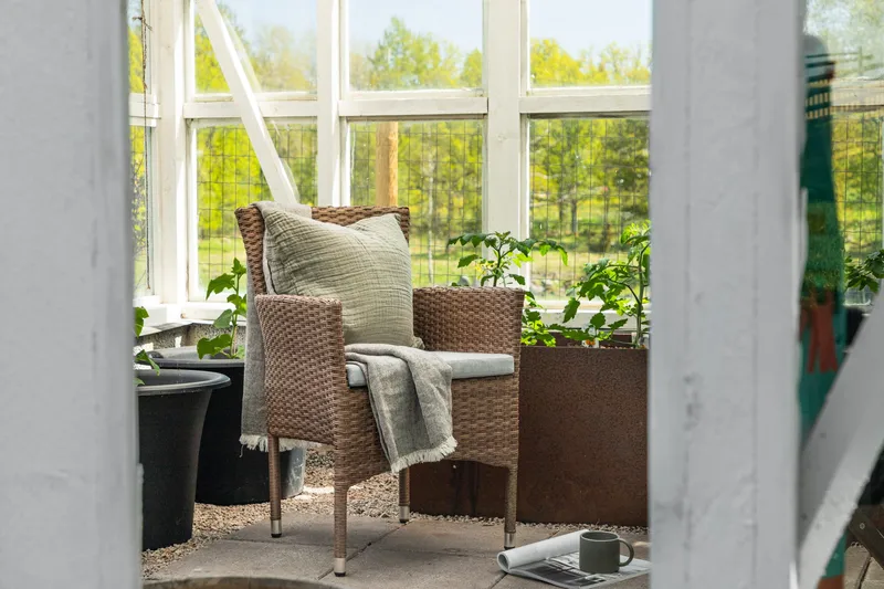 Malina Karmstol Utomhus - Brun - Utemöbler - Utestol & trädgårdsstol - Matstol & karmstol utomhus