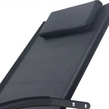 Solsäng med gungfunktion | Svart texturerad | 146×62×89 cm | Havstenssund 2026 - Utemöbler - Utestol & trädgårdsstol - Solsäng & Solvagnar