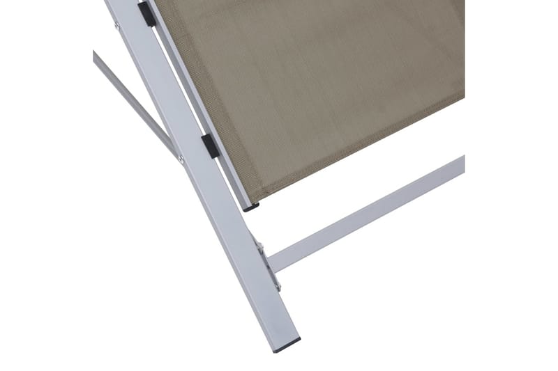 Solsängar 2 st med bord aluminium taupe - Brun - Utemöbler - Utestol & trädgårdsstol - Solsäng & Solvagnar