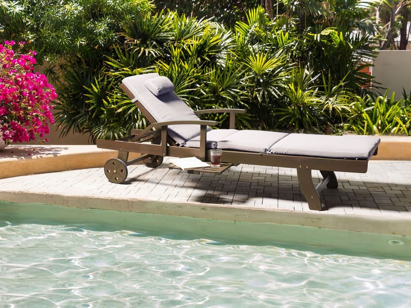 Solstol utomhus med Dyna Amantea Premium II Akaciaträ - Brun/Grå - Utemöbler - Utestol & trädgårdsstol - Solsäng & Solvagnar